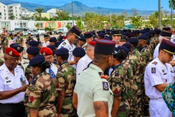 Les stagiaires du RSMA-R présentés au drapeau à St-Benoît