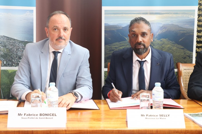 Signature du Contrat de Ville "Engagement Quartiers 2030" à Saint-Benoît